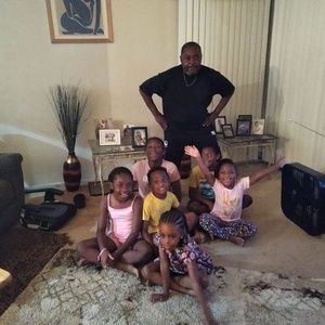 Meet your Posher, Eric